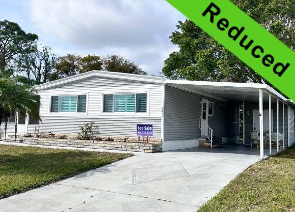 Ellenton, FL Mobile Home for Sale located at 7216 Lakeshore Dr Colony Cove